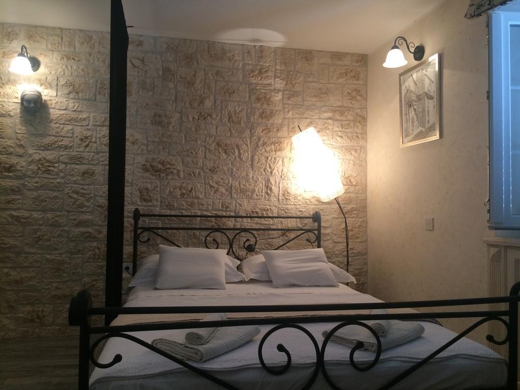 Old Town Apartment 希贝尼克 外观 照片