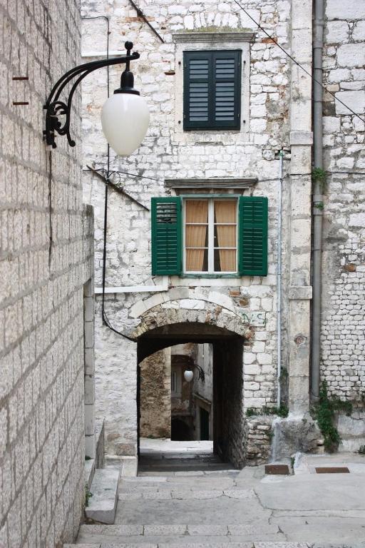 Old Town Apartment 希贝尼克 外观 照片